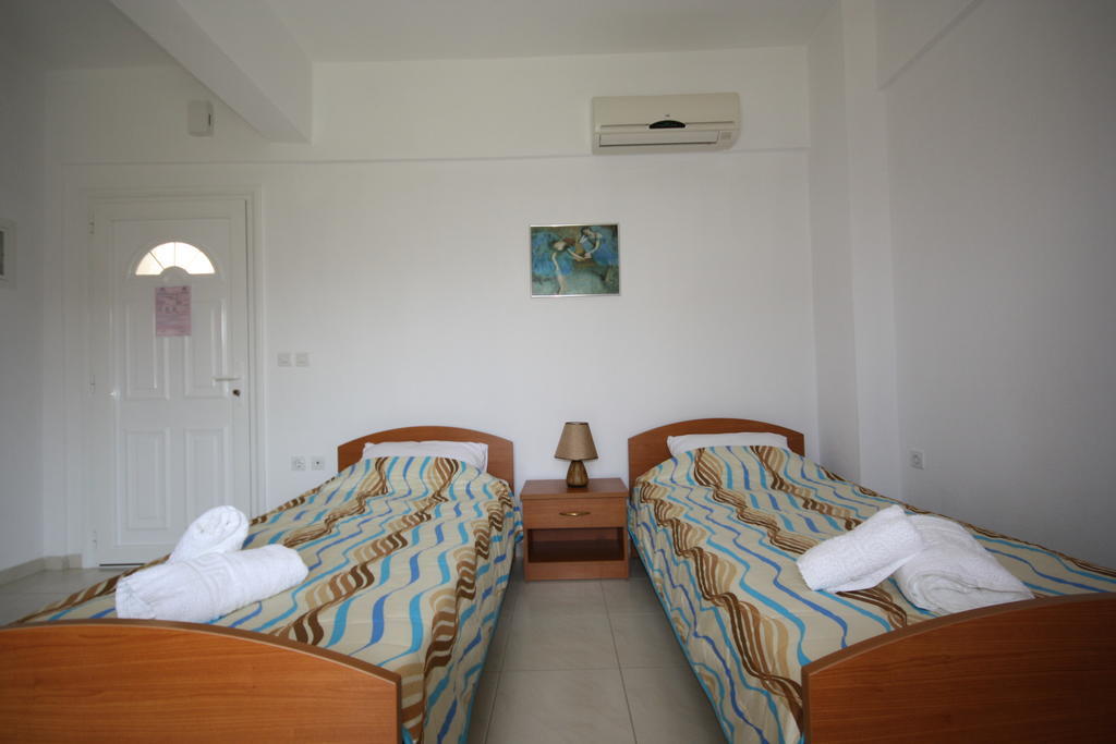 Pavloudis Apartments Psakoudia Habitación foto